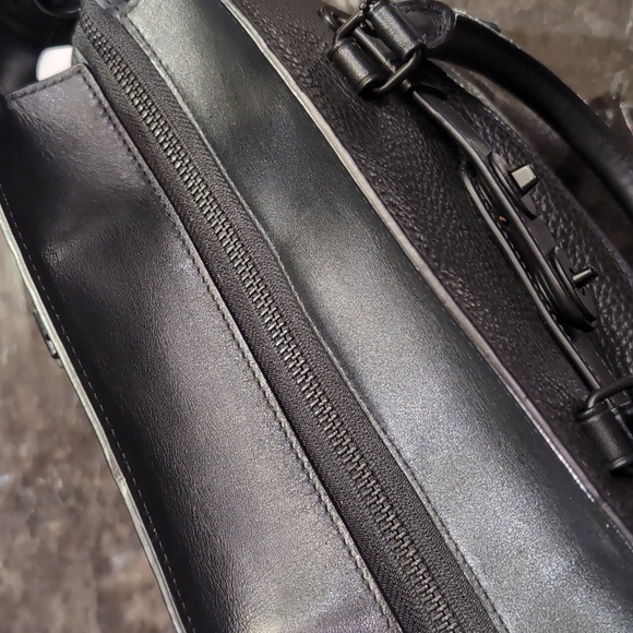 Coach Mini Swagger - Picture 3 of 10